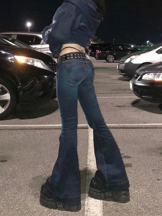 Kornelia jeans i låg skuren stil