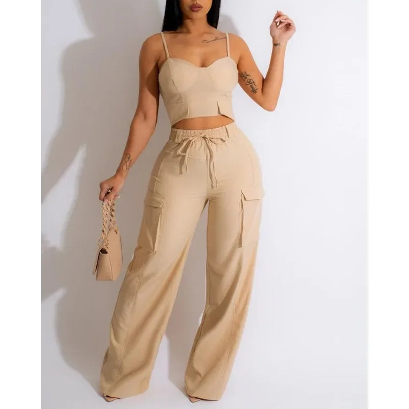 Damkläder - Casual Set - Ärmlös med tunna remmar Crop Top och byxor - Perfekt för fritids- och sommarkläder