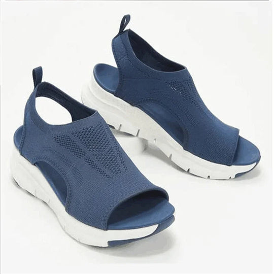 Sandaler för kvinnor med ihålig design för en lättviktskänsla