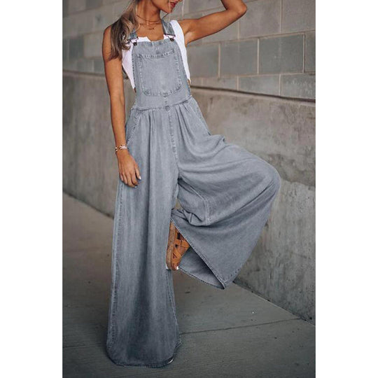 Denim-jumpsuit med avslappnad chic stil och bekväm passform