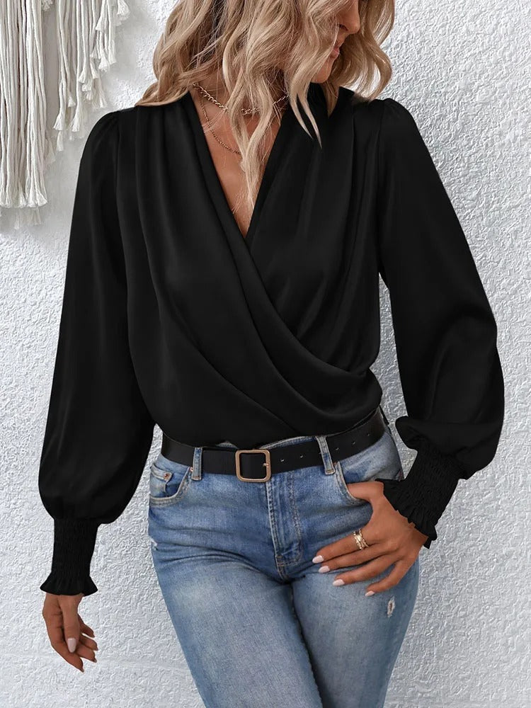 Damtoppar - Elegant enfärgad blus med resår i midjan - perfekt för alla tillfällen