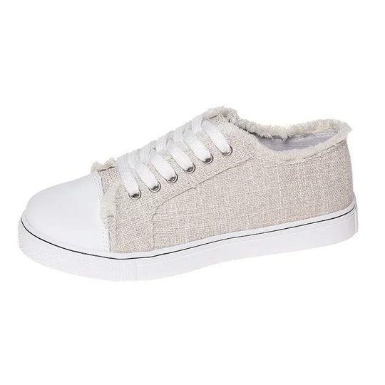 Damskor - sneakers - högt snitt, snörning och bekväma platta skor