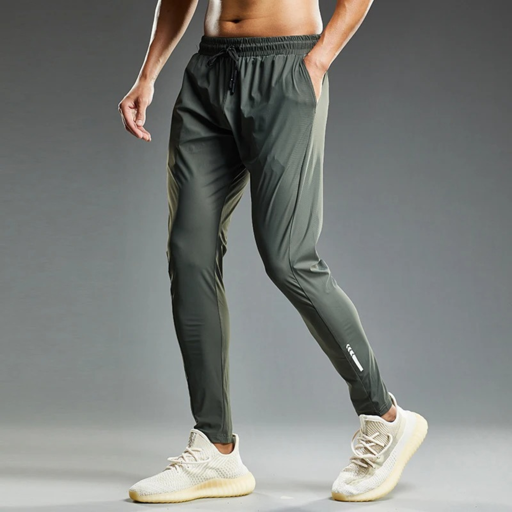 Herrbyxor - joggingbyxor - smidig med dragsko i midjan - Perfekt för vår och sommar