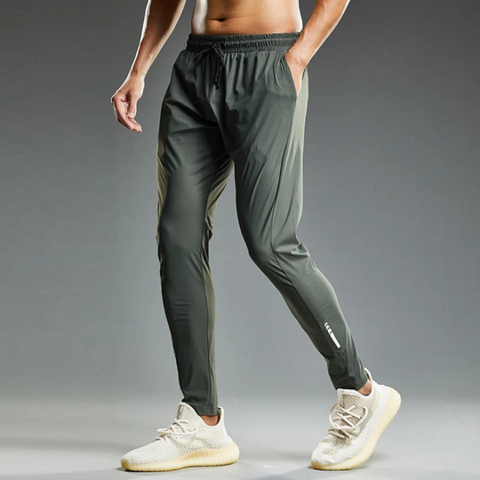 Herrbyxor - joggingbyxor - smidig med dragsko i midjan - Perfekt för vår och sommar