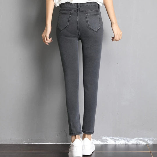 Elastiska jeans för kvinnor