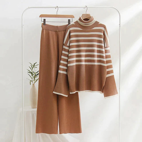 Damkläder - Stickat set - Randig turtleneck och lösa byxor - Perfekt för vardags- och vinterkläder