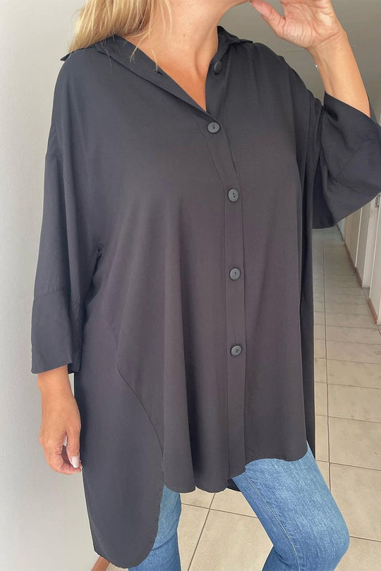Skjorta i oversized design för en bekväm sommarlook