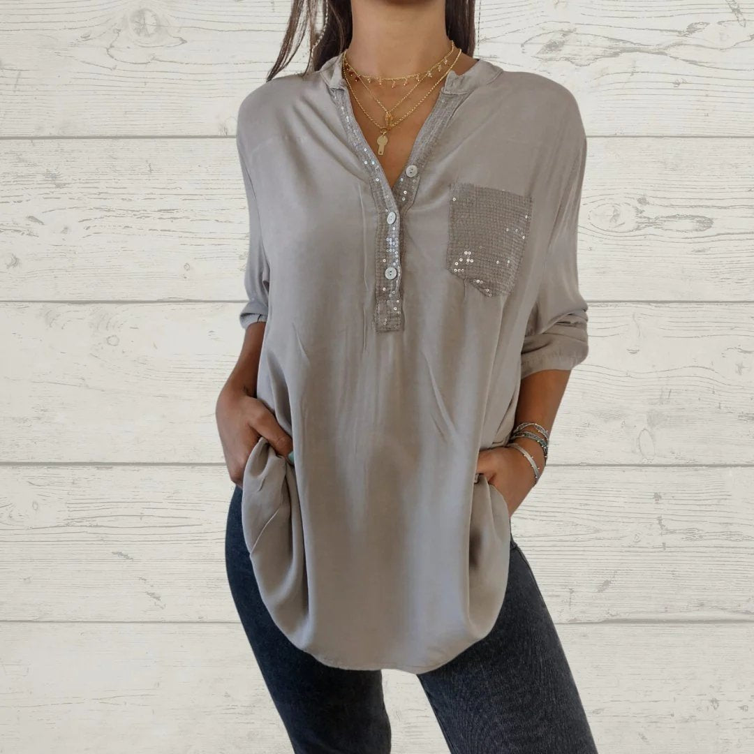 Jannicke Patchwork Skjorta med paljetter och V-ringning i patchwork-look