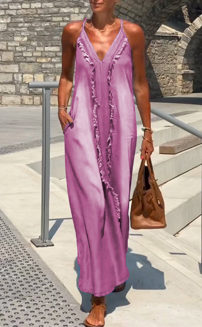 Summer Maxi Dress - Ärmlös klänning i denim med tunna axelband och v-ringning