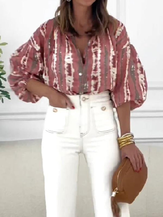Vintage Tie Die blus med puffärm perfekt för en date night