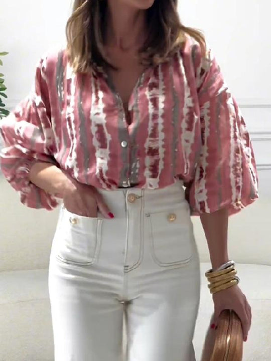 Vintage Tie Die blus med puffärm perfekt för en date night