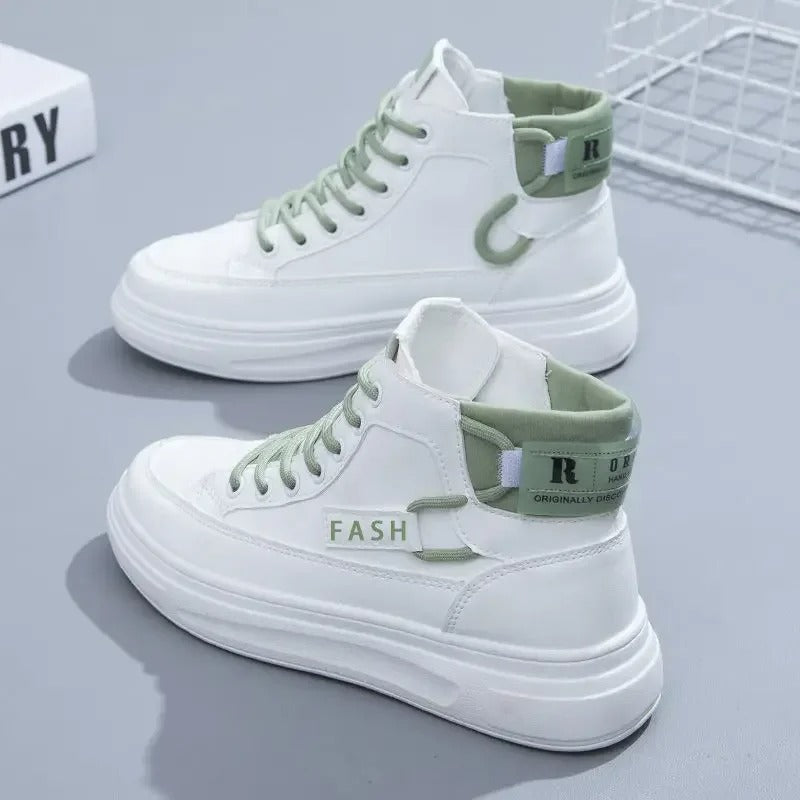Damskor - Höga sneakers - patchwork sportiga skor med bokstavstryck