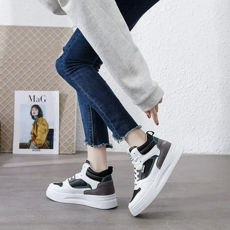 Damskor - Höga sneakers - enkel andningsbar och vattentät design