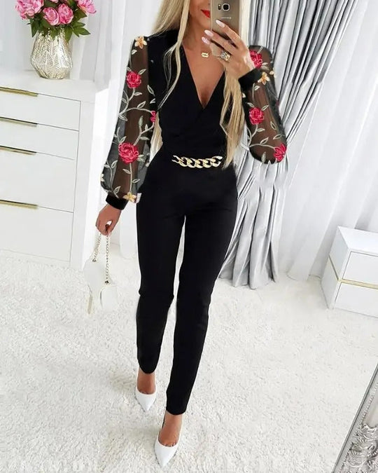 Elegant svart smal byxa Jumpsuit med ihåligt tryck