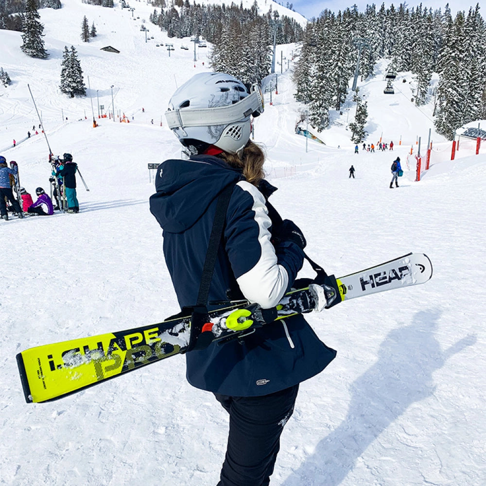 SkiStrap™ - Ta enkelt med dig dina skidor!