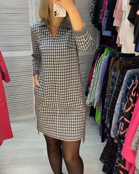 Knälång mönstrad klänning med fickor perfekt för street style