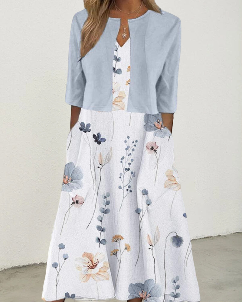 Elegant tvådelat set med v-hals och blommigt tryck