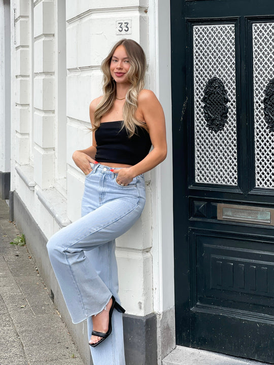 Jeans med rak benlängd och hög midja