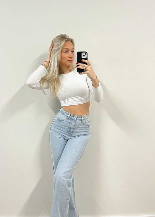 Jeans med rak benlängd och hög midja